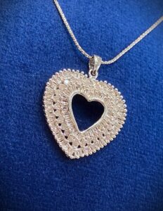 Close Up Heart Pendant